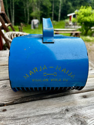 Marja-Maija, vanha metallinen marjanpoimuri