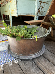 Suuri, vanha kuparikattila