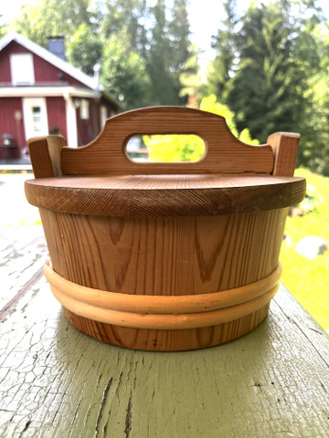 Puutiinu, puinen säilytysastia