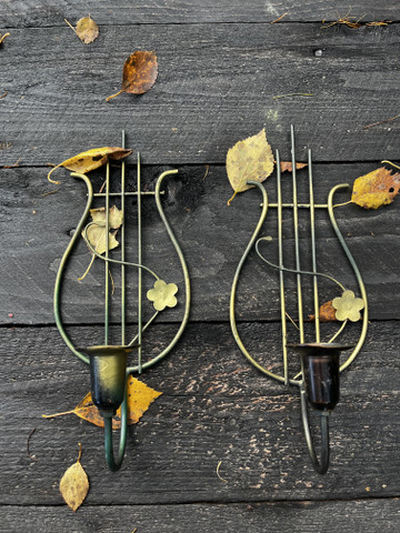 Vanhat, metalliset kynttilälampetit