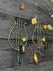 Vanhat, metalliset kynttilälampetit