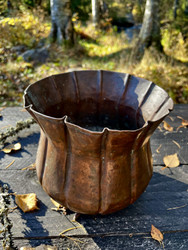 Vanha kuparinen ruukku, suojaruukku