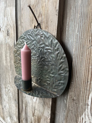 Metallinen kynttilänpidike seinälle, Ib Laursen kynttilälampetti