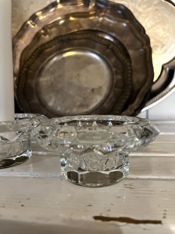 Lasinen kynttilänjalka, 2 kpl, antiikki- ja pöytäkynttilälle, tuikulle