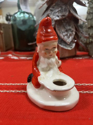 Vanha, pieni joulupukki kynttilänjalka posliinia