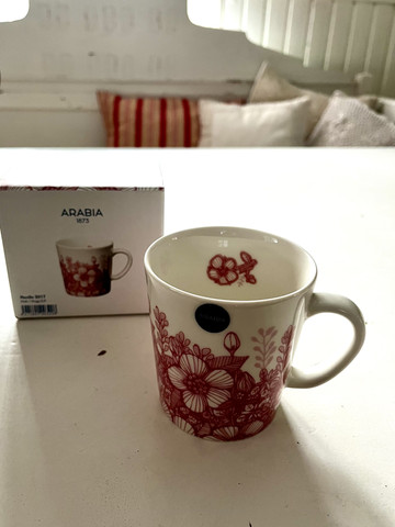 Arabia, Suomi 100 - juhlamuki, Huvila 2017