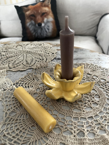 Keraaminen narsissi, kynttilänjalka, Ib Laursen