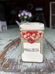 Vanha peltinen maustepurkki, vanhat peltipurkit