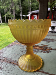 Mattakeltainen Mariskooli 155 mm  Iittalan tarra