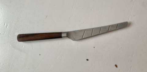 Hackmanin Lion de Luxe juustoveitsi, Gardberg Bertel