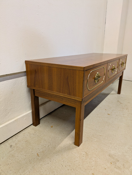 Retro teak taso / lipasto 