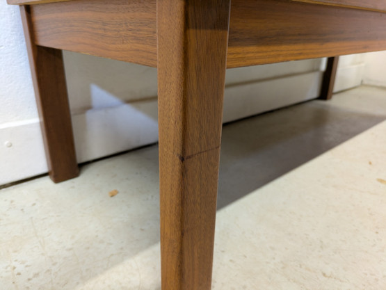 Retro teak taso / lipasto 