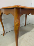 Rokokoo sohvapöytä