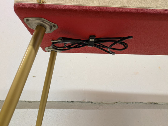 Vintage sähköharmoni