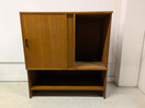 Teak liukuovikaappi / tv-kaappi 60-luku