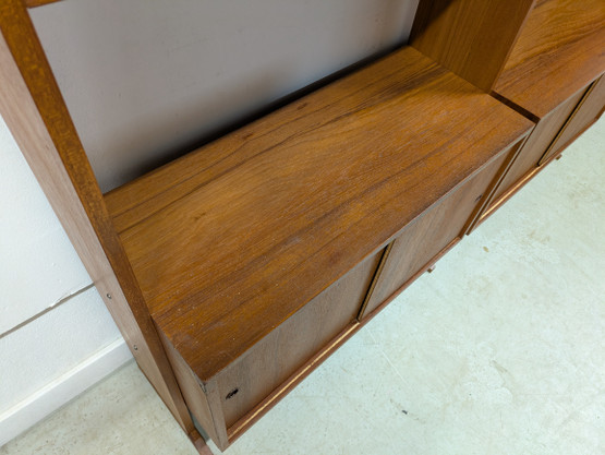 Teak kirjahylly 60-luku 