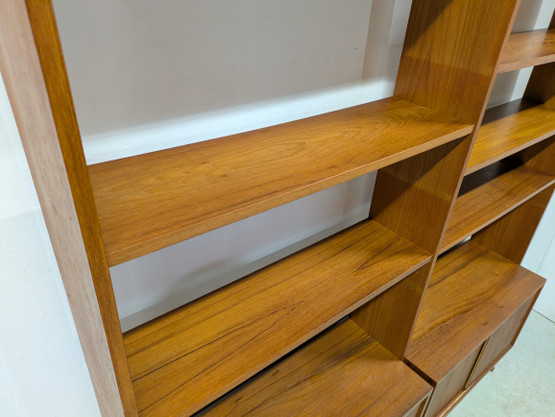 Teak kirjahylly 60-luku 