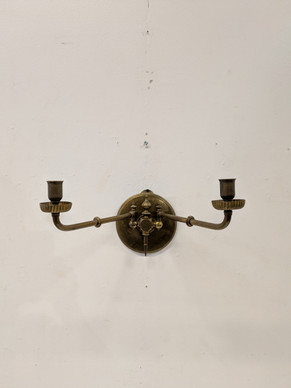 Messinkinen vanha kynttilälampetti