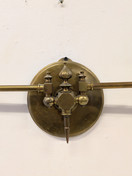 Messinkinen vanha kynttilälampetti