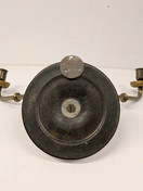 Messinkinen vanha kynttilälampetti