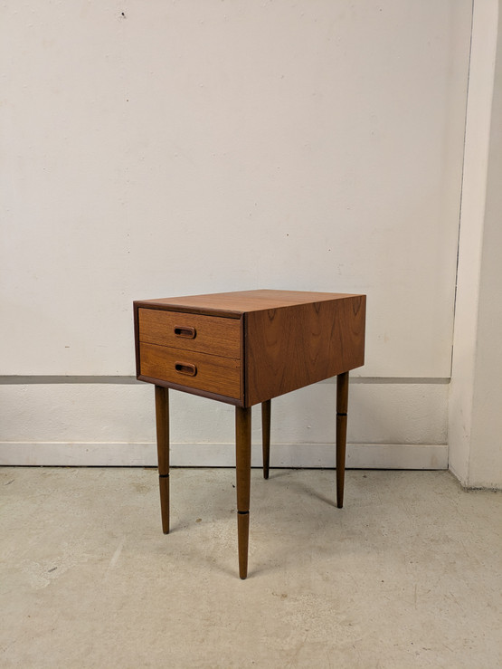 Teak lipasto / yöpöytä 60-luku