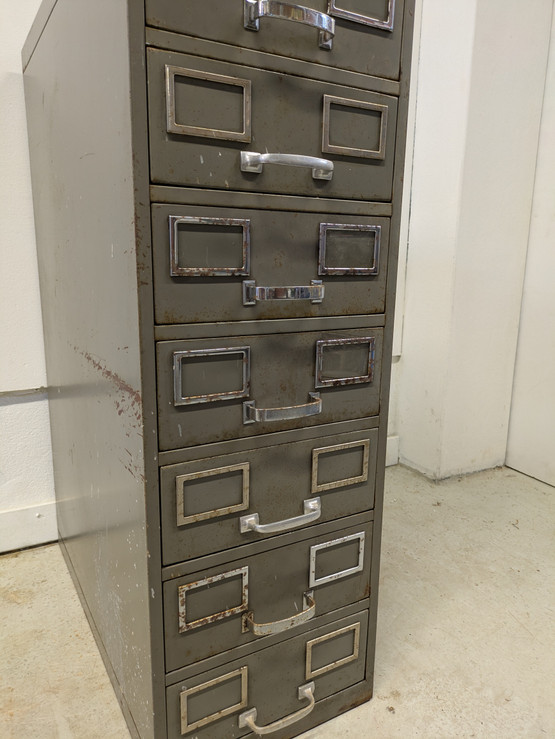 Upea metallinen vintage Kardex arkistokaappi 