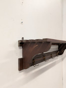 Vanha puinen hattuhylly / naulakko 