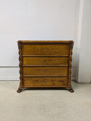 Entisöity antiikki lipasto 