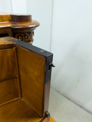 Entisöity antiikki lipasto 