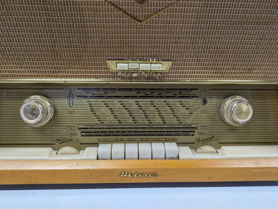 Vintage radio