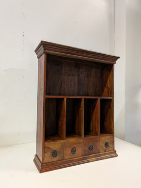 Akasia seinähylly / lokerikko 