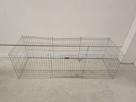 Koiran metallinen aitaus