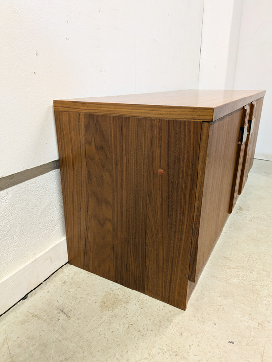 Retro senkki / kaappi