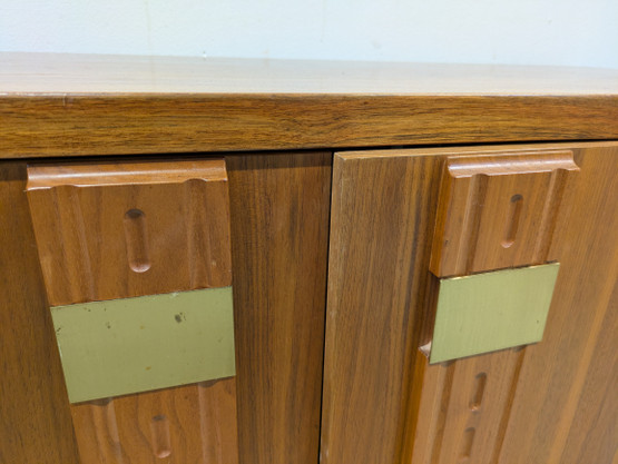 Retro senkki / kaappi