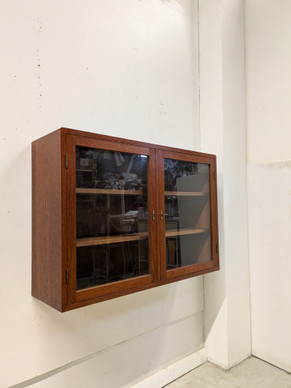 Teak vitriini 60-luku