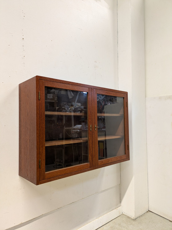 Teak vitriini 60-luku