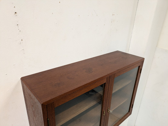 Teak vitriini 60-luku
