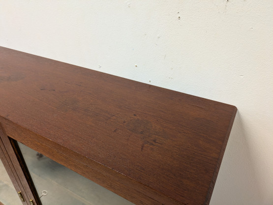 Teak vitriini 60-luku