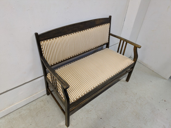 Kunnostettu Jugend sohva 