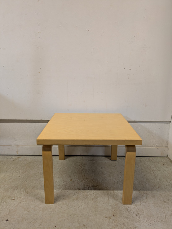 Artek sohvapöytä, Alvar Aalto 