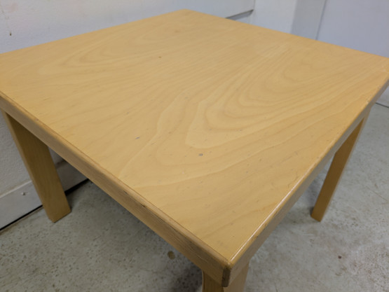 Artek sohvapöytä, Alvar Aalto 