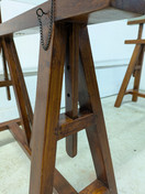 Trestle kirjoituspöytä, korkeussäädettävä