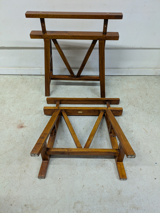 Trestle kirjoituspöytä, korkeussäädettävä