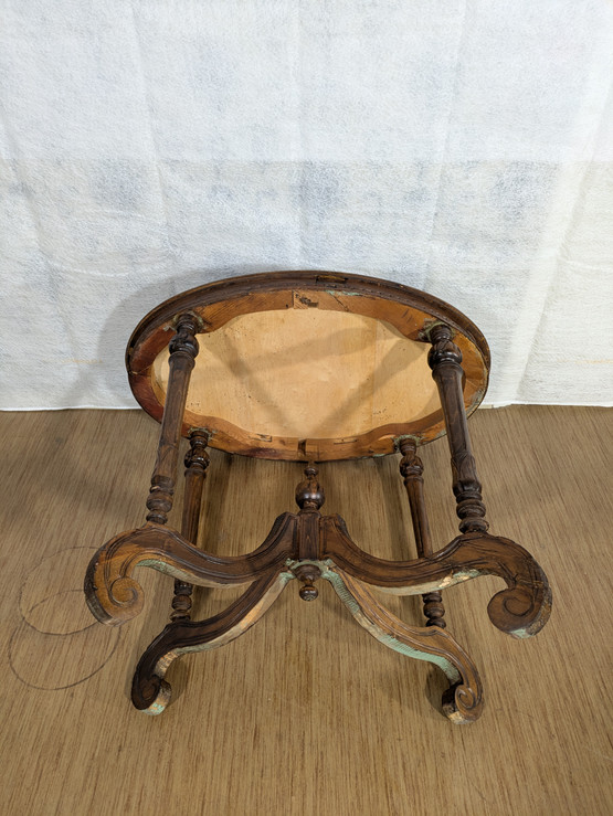 Antiikki kahvipöytå