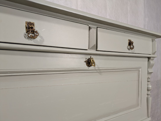 Vanha entisöity klaffilipasto 