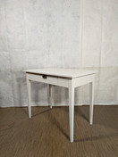 Vanha kirjoituspöytä 