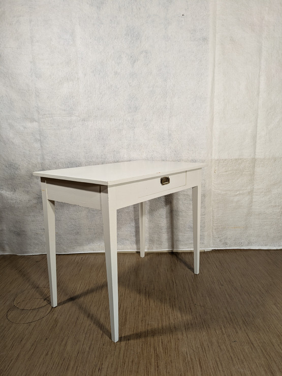 Vanha kirjoituspöytä 