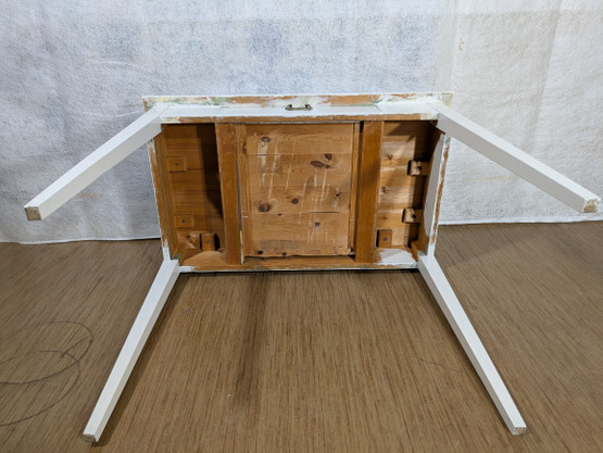 Vanha kirjoituspöytä 