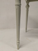 Kustavilainen sivupöytä 