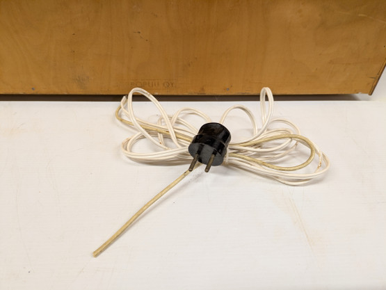 Vintage levysoitinkaappi